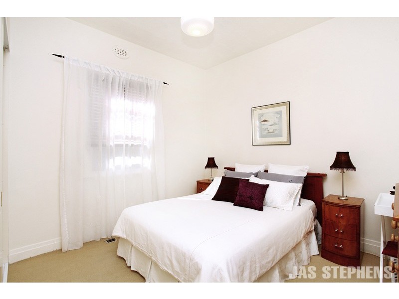 12 Deakin Street, Yarraville VIC 3013