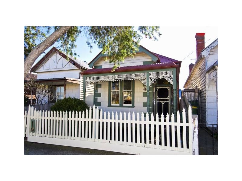 8 Tennyson Street, Seddon VIC 3011