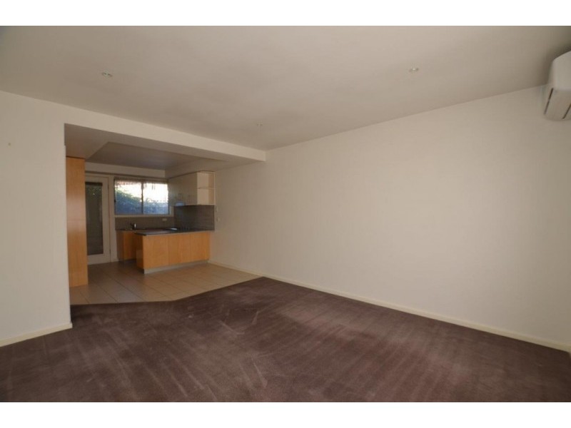 3/43 Kernot Street, South Kingsville VIC 3015