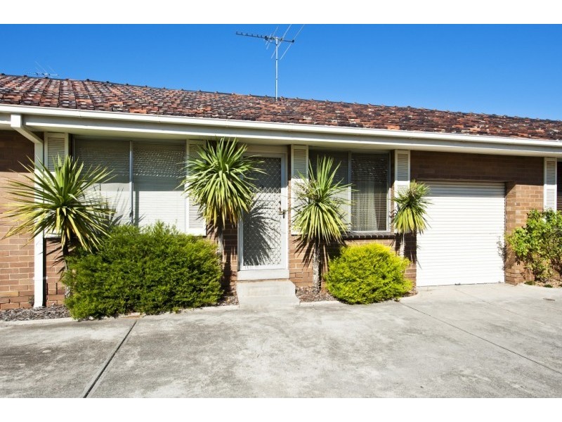 2/118 Gamon Street, Yarraville VIC 3013