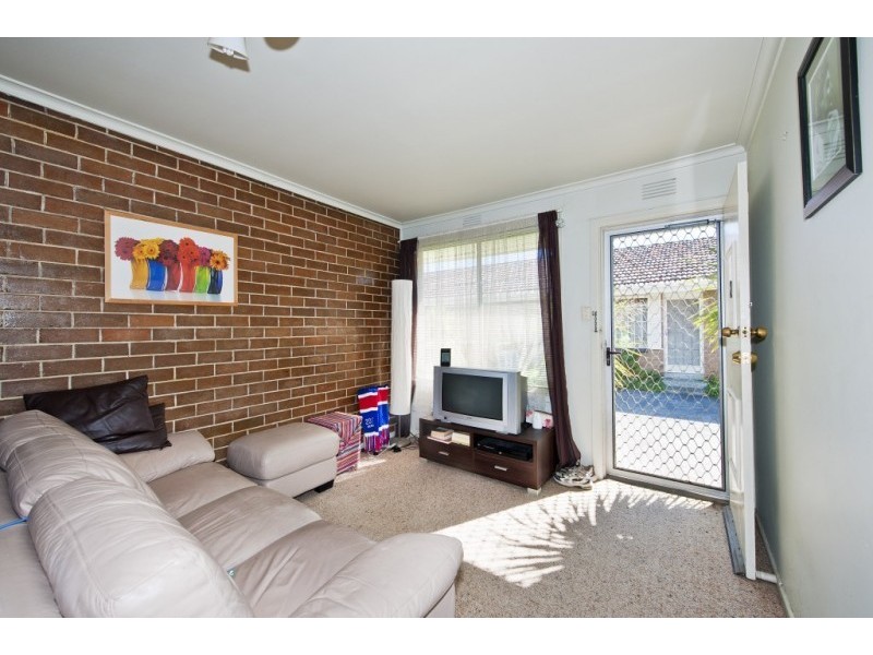 2/118 Gamon Street, Yarraville VIC 3013