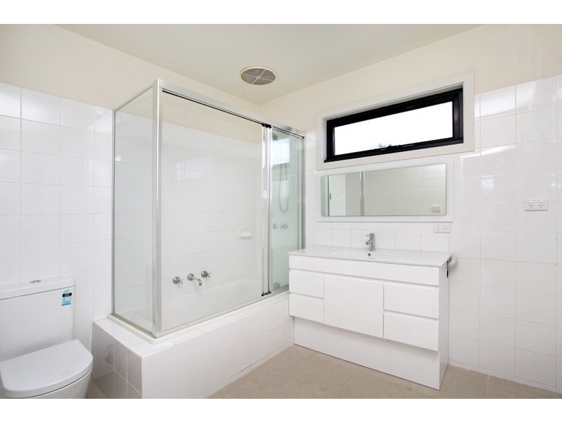 1/11 Buninyong Street, Yarraville VIC 3013