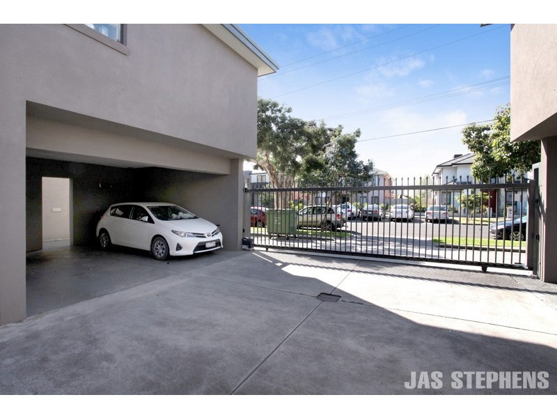 4/36 Empire Street, Footscray VIC 3011