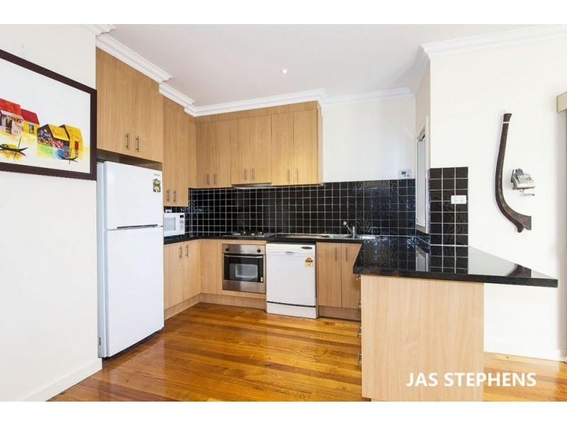 2/38 Sydney Street, Footscray VIC 3011