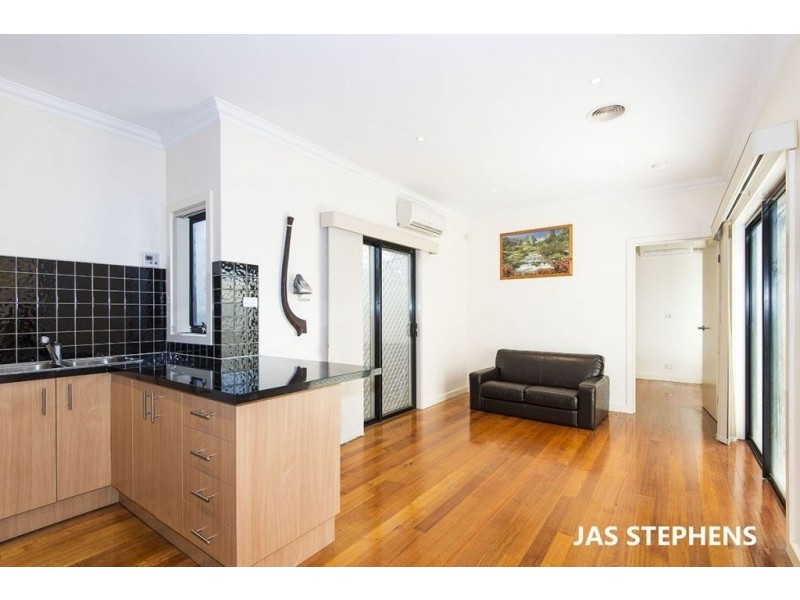 2/38 Sydney Street, Footscray VIC 3011