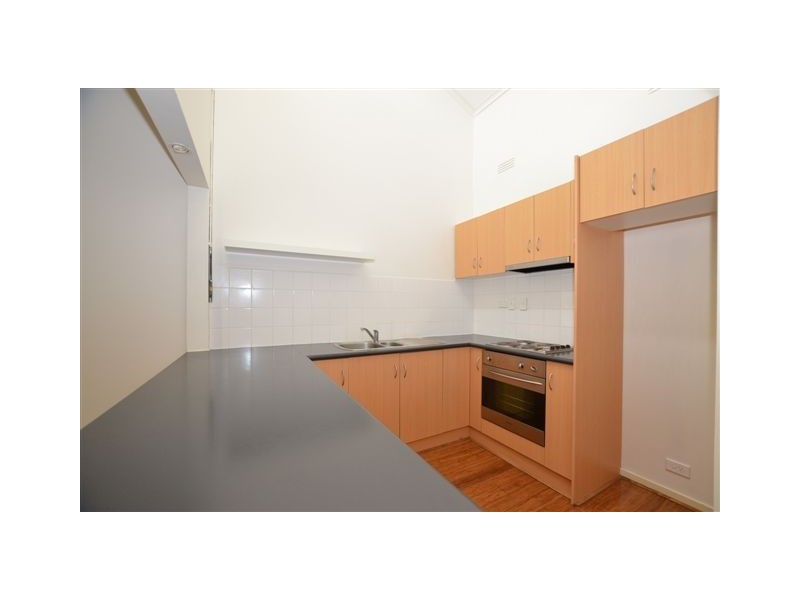 2/12 Market Street, West Footscray VIC 3012