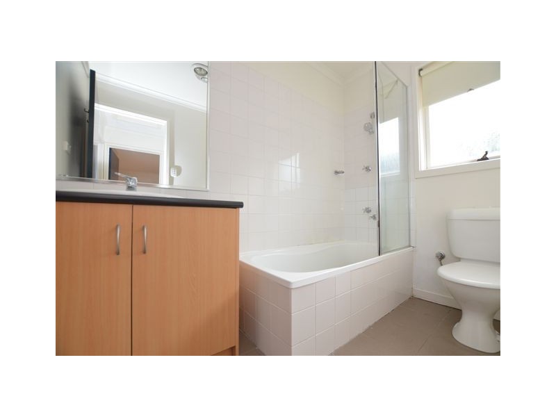 2/12 Market Street, West Footscray VIC 3012