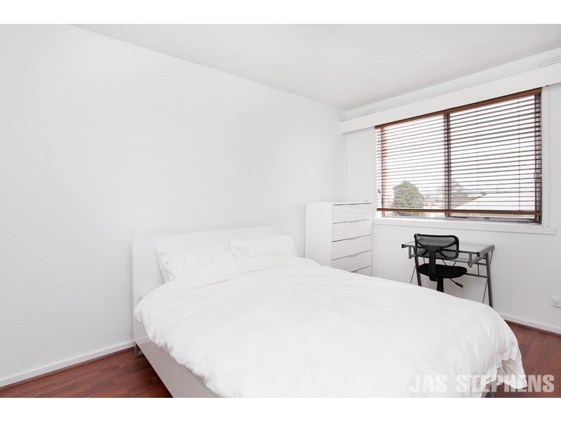 10/13 Stephen Street, Yarraville VIC 3013