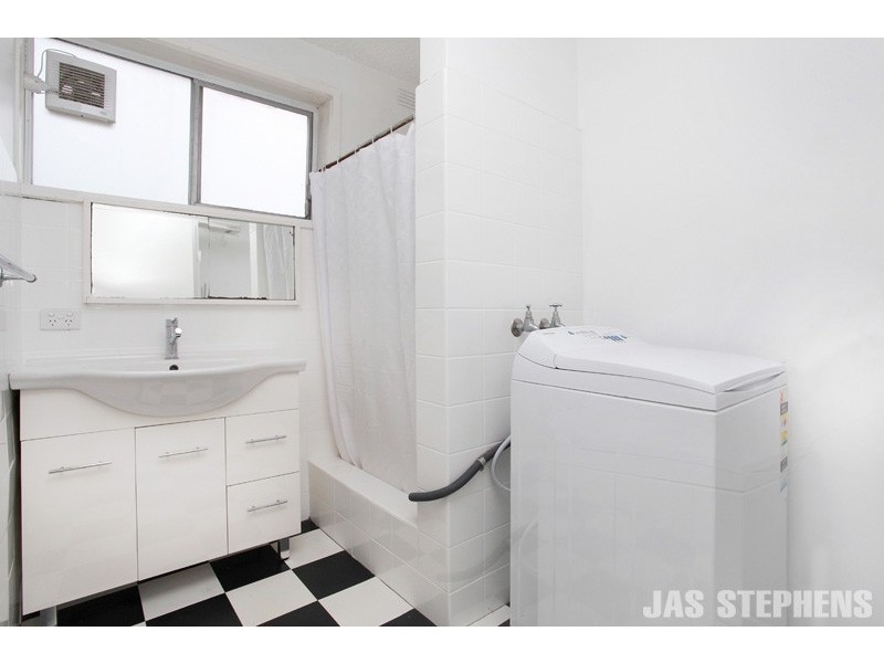 10/13 Stephen Street, Yarraville VIC 3013