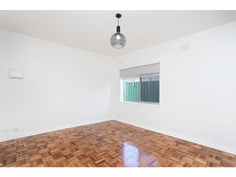 4/68 Kernot Street, South Kingsville VIC 3015