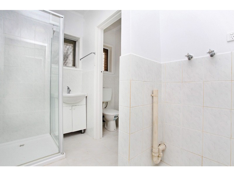 4/68 Kernot Street, South Kingsville VIC 3015