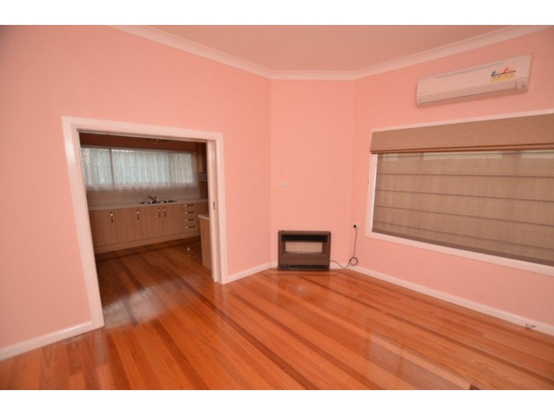 42 Summerhill Road, Footscray VIC 3011