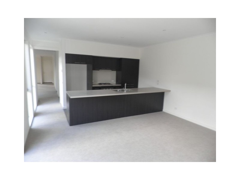 44 McDougall Drive, Footscray VIC 3011