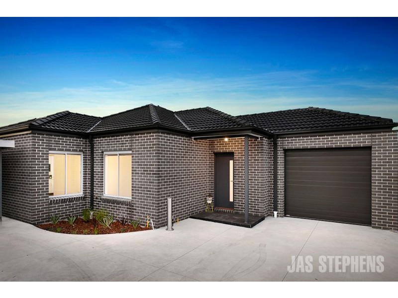 2/30 Vernon Crescent, Sunshine West VIC 3020