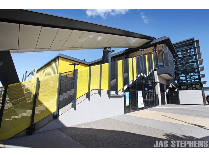 2/30 Vernon Crescent, Sunshine West VIC 3020