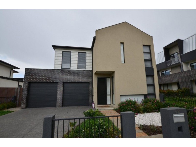 32 McDougall Drive, Footscray VIC 3011