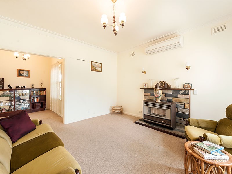 15 Napoleon Street, West Footscray VIC 3012