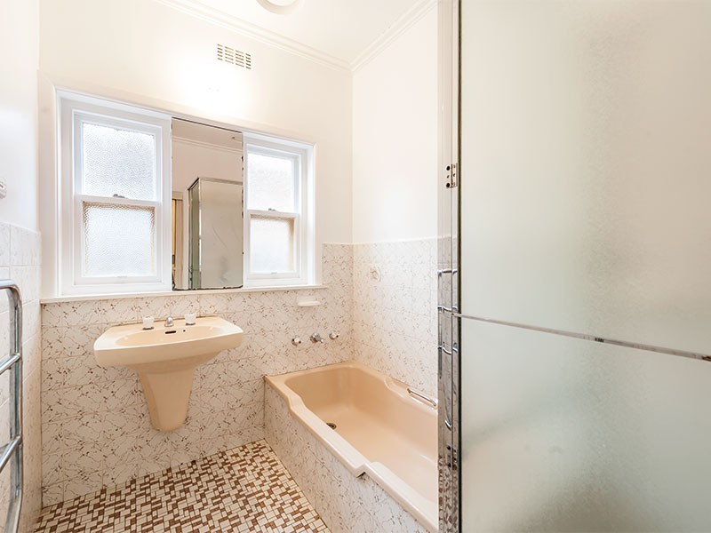 15 Napoleon Street, West Footscray VIC 3012