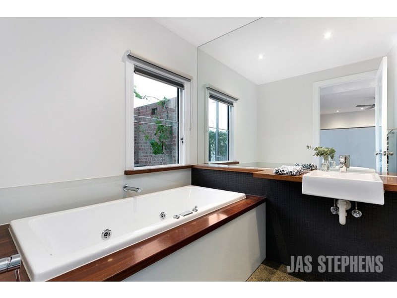 93 Williamstown Road, Seddon VIC 3011