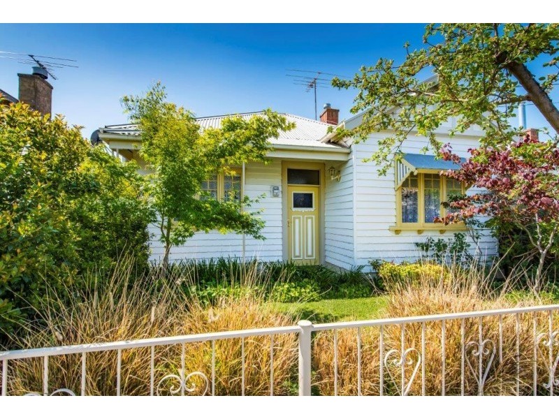 65 Empress Avenue, Kingsville VIC 3012