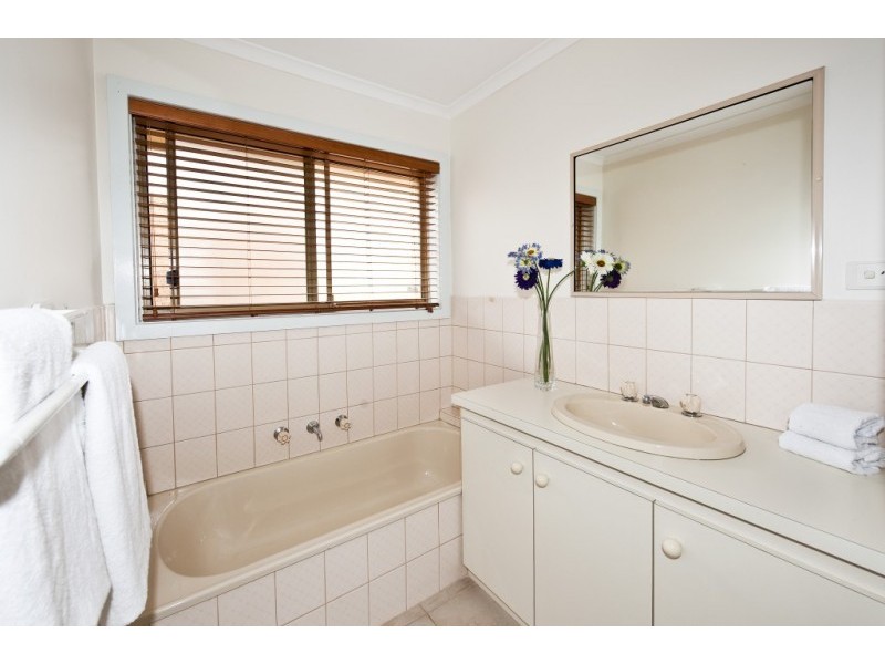 1A Kernot St, Spotswood VIC 3015