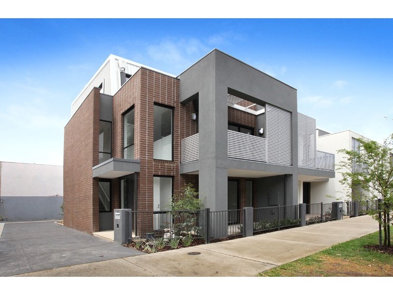 32 Hewitt Avenue, Footscray VIC 3011