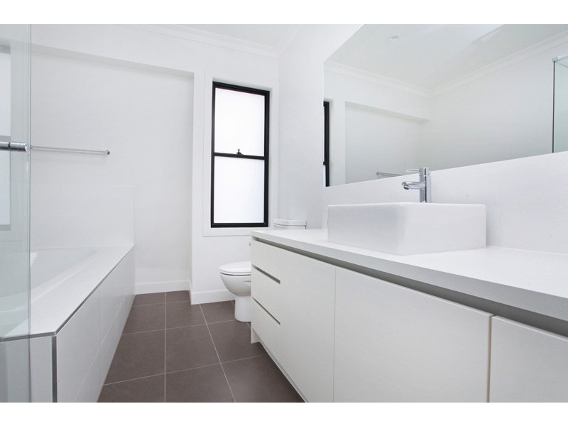 32 Hewitt Avenue, Footscray VIC 3011