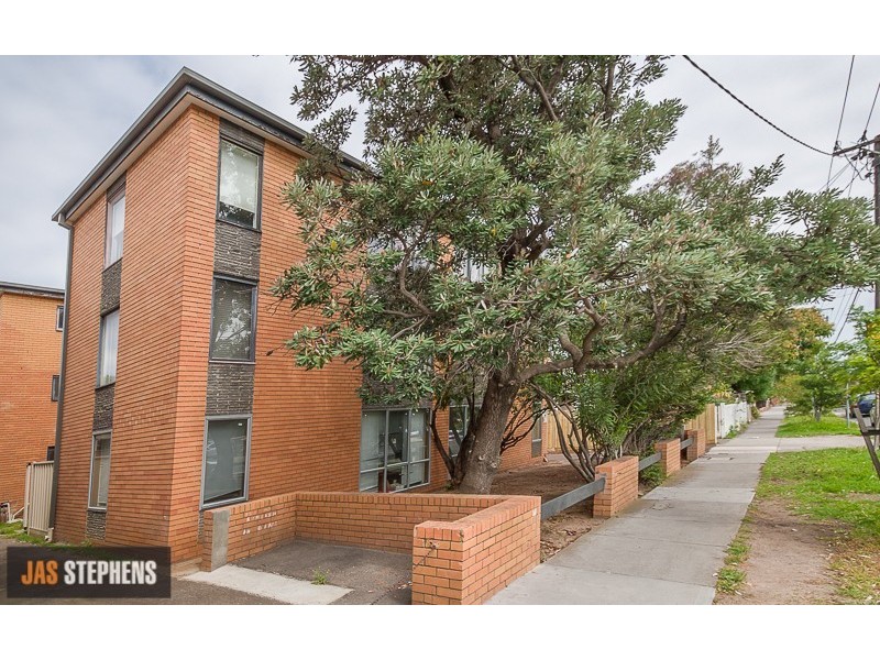 1/39-41 Hyde Street, Footscray VIC 3011