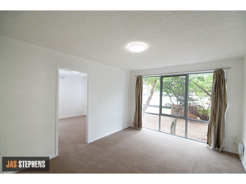 1/39-41 Hyde Street, Footscray VIC 3011