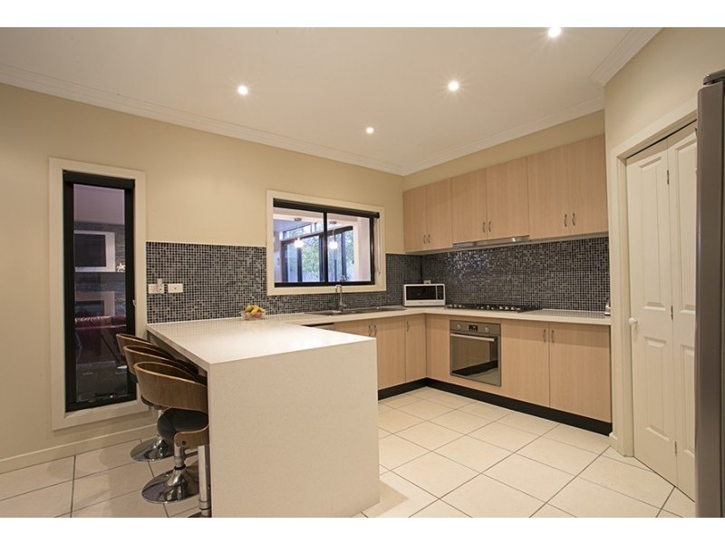 2/12 Curtin Court, Maidstone VIC 3012