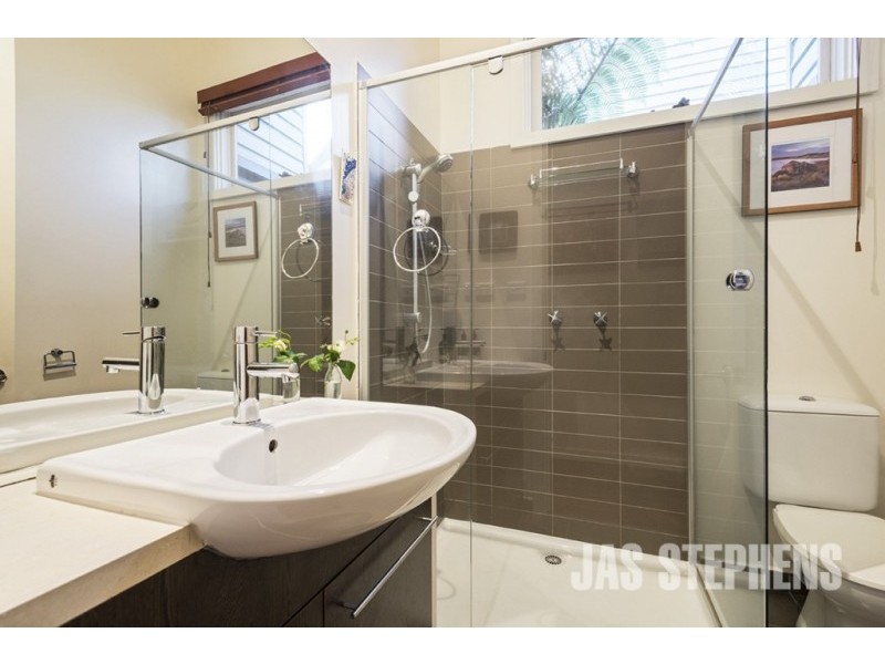 17 Birmingham Street, Yarraville VIC 3013