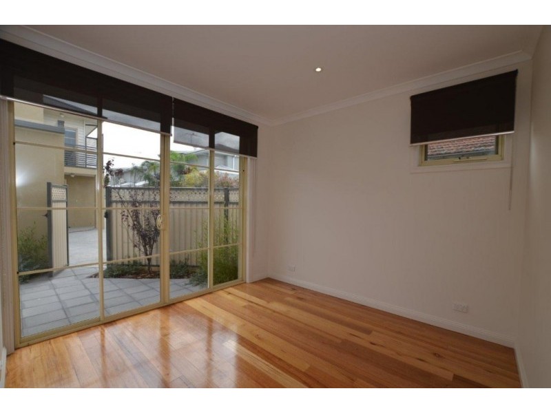 1/126 Blackwood Street, Yarraville VIC 3013