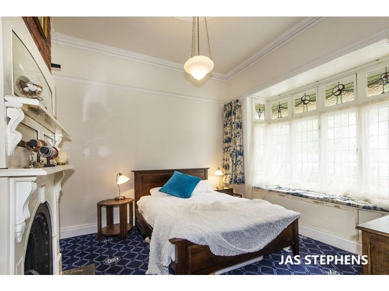 7 Sandford Grove, Yarraville VIC 3013