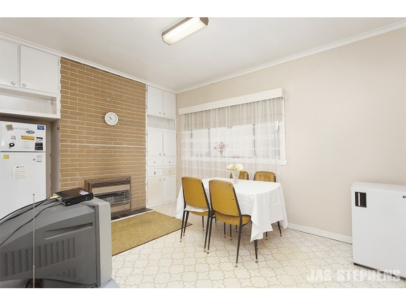 21 Alexander Street, Seddon VIC 3011
