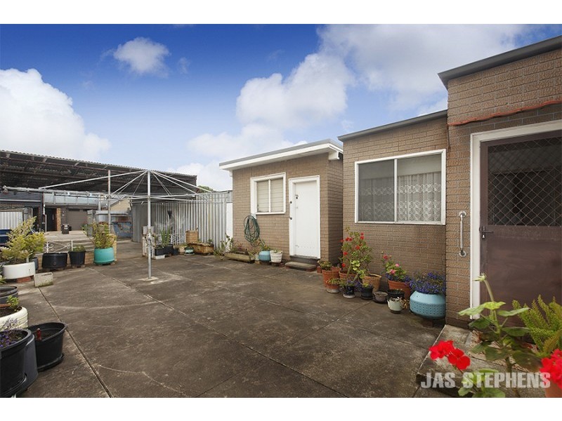 21 Alexander Street, Seddon VIC 3011
