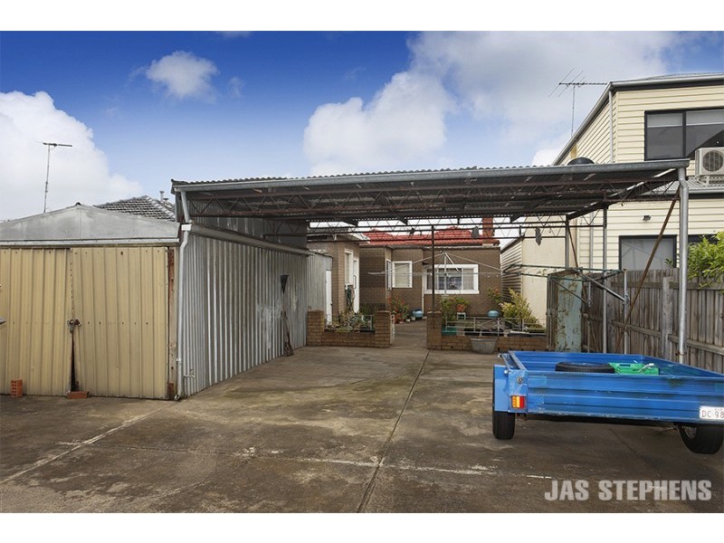 21 Alexander Street, Seddon VIC 3011