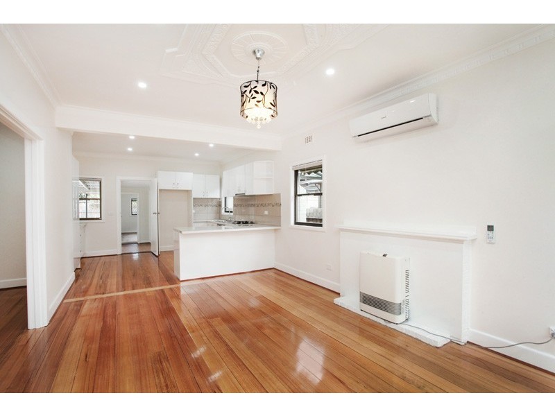 62 Suffolk Rd, Sunshine North VIC 3020