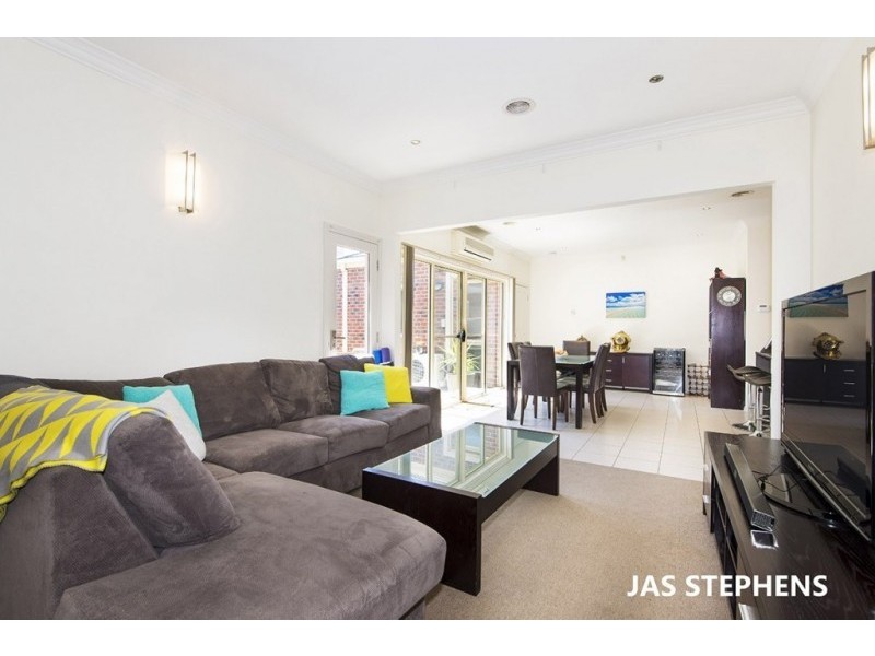 1/14 Omar Street, Maidstone VIC 3012