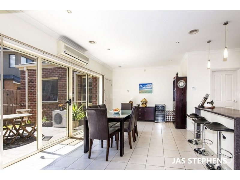 1/14 Omar Street, Maidstone VIC 3012