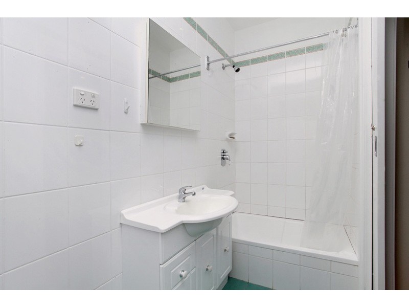 4 Pole Street, Seddon VIC 3011