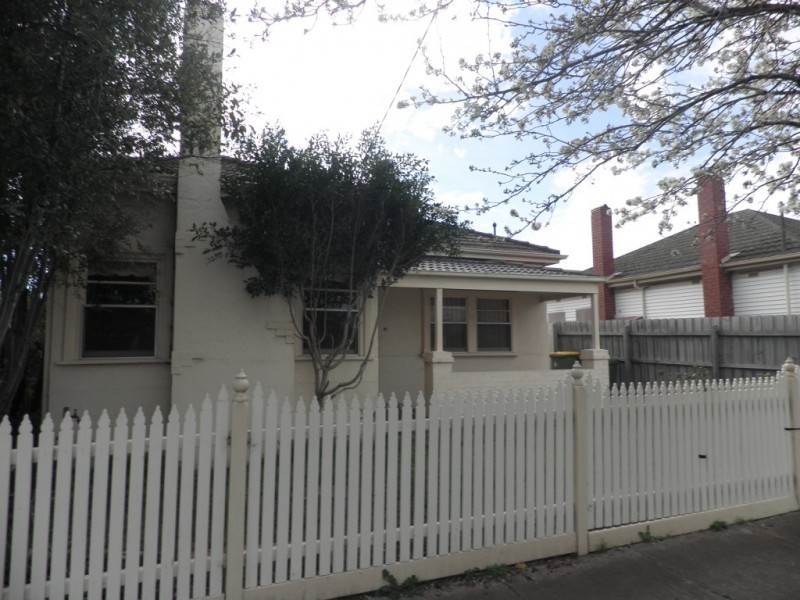 16 Hansen St, West Footscray VIC 3012