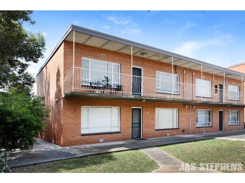 8/86 Pentland Parade, Yarraville VIC 3013