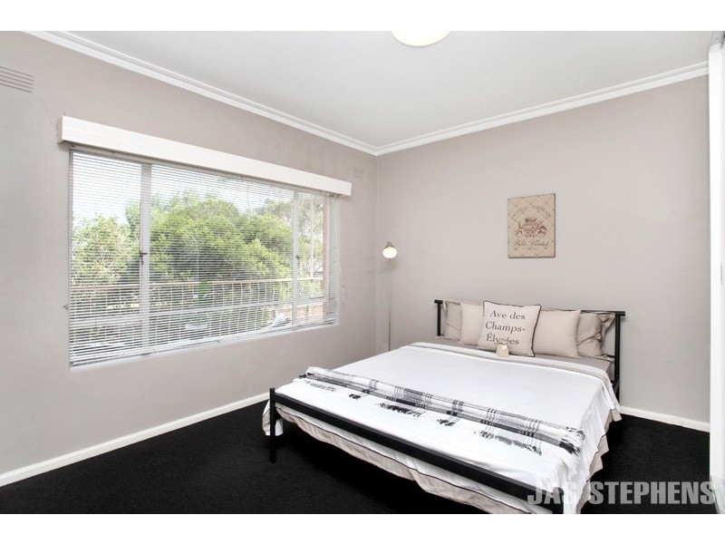 8/86 Pentland Parade, Yarraville VIC 3013