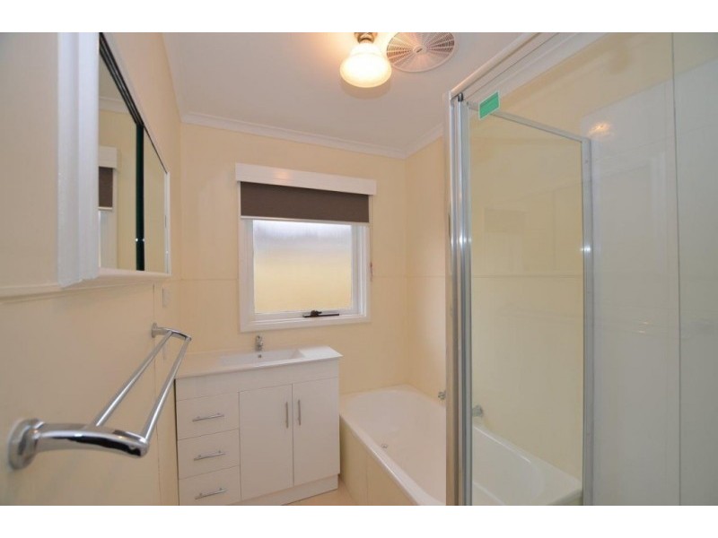 13 Spear Court, Altona VIC 3018