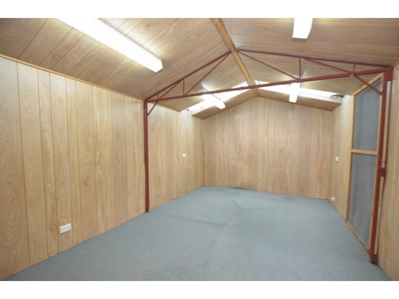 13 Spear Court, Altona VIC 3018