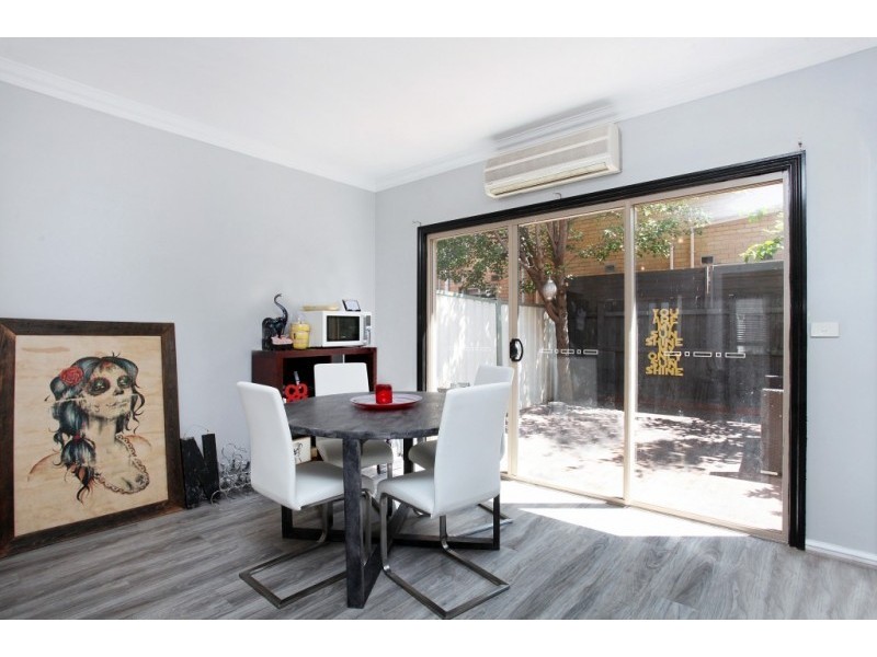 2/9 Saltley Street, Spotswood VIC 3015