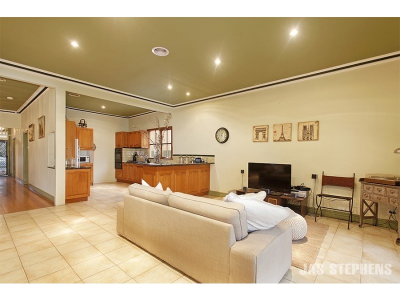 52 Elphinstone St, West Footscray VIC 3012