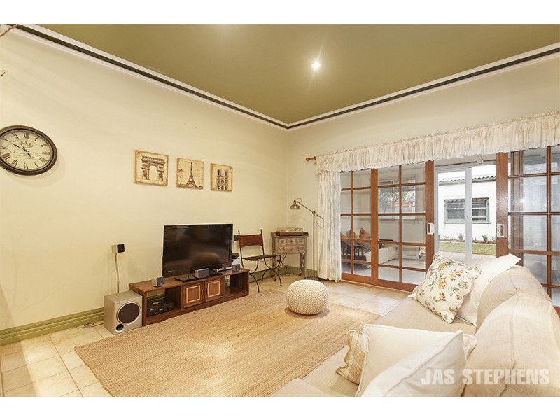 52 Elphinstone St, West Footscray VIC 3012