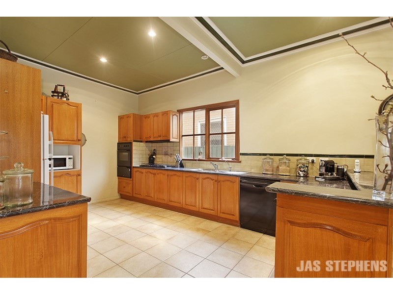 52 Elphinstone St, West Footscray VIC 3012