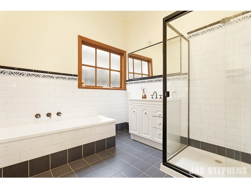 52 Elphinstone St, West Footscray VIC 3012